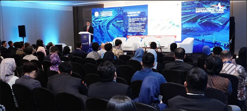 Bicara dalam Panel Tematik ICI 2025, Wamen Ossy Jelaskan Tiga Pilar Pendekatan Kementerian ATR/BPN untuk Mendukung Penyediaan Rumah Terjangkau