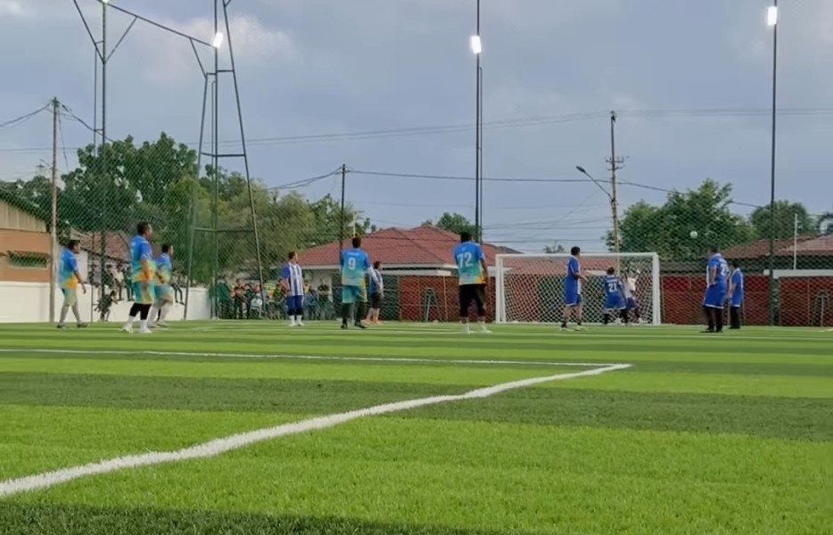 Walikota Pekanbaru Bangun Lapangan Olahraga Gratis, Alihkan Anak dari Gadget dan Narkoba