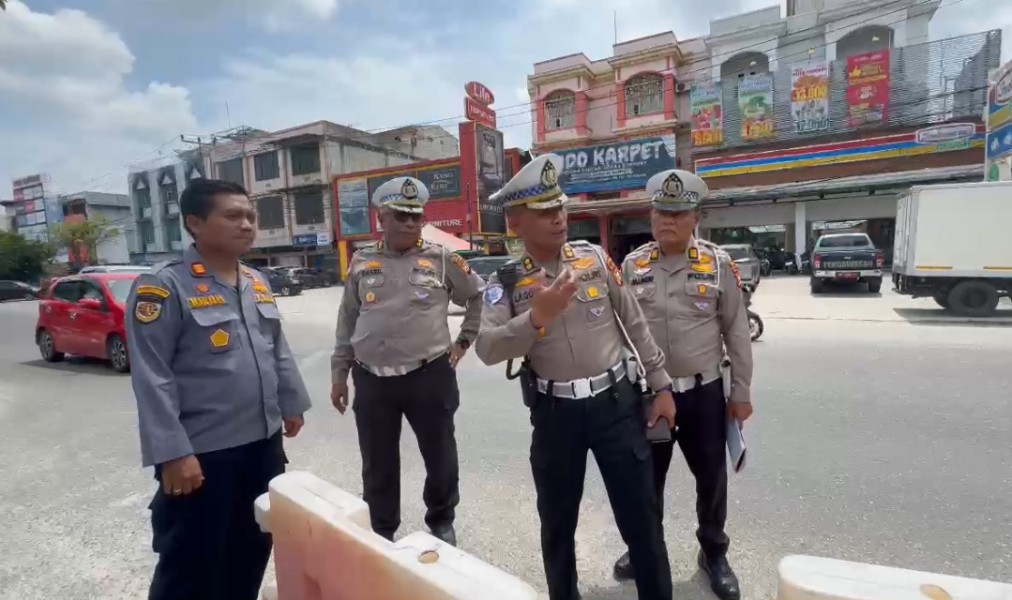 Atasi Kemacetan, Dua U-Turn di Jalan Nangka Pekanbaru Ditutup Sementara