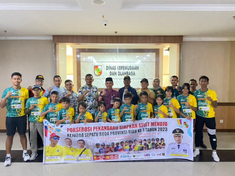 Kadispora Pekanbaru Apresiasi Tim Sepatu Roda Raih Juara Umum pada Kejurda Sepatu Roda Riau