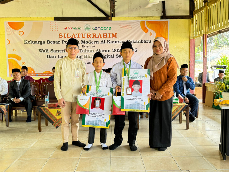 Transaksi Keuangan di Ponpes Modern Al Kautsar Pekanbaru Mulai Gunakan Oncard BRK Syariah