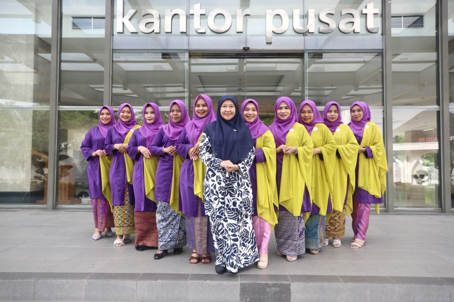 Dukung Pelestarian Budaya Melayu,  DWP BRK Syariah Ikuti Tari Zapin Masal