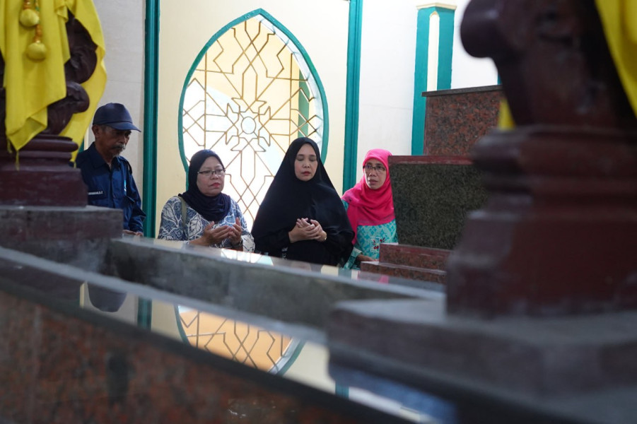 Menelusuri Jejak Sejarah di Makam Marhum Pekan: Destinasi Wisata Budaya Kota Pekanbaru
