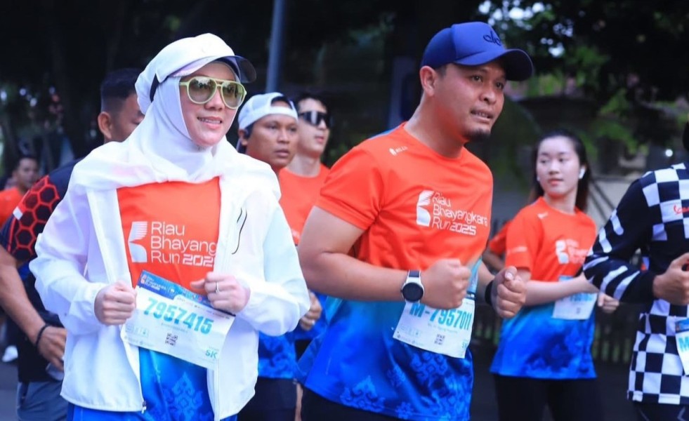 Wako Agung Ikuti Bhayangkara Run, Majukan Pekanbaru Lewat Event Berskala Global