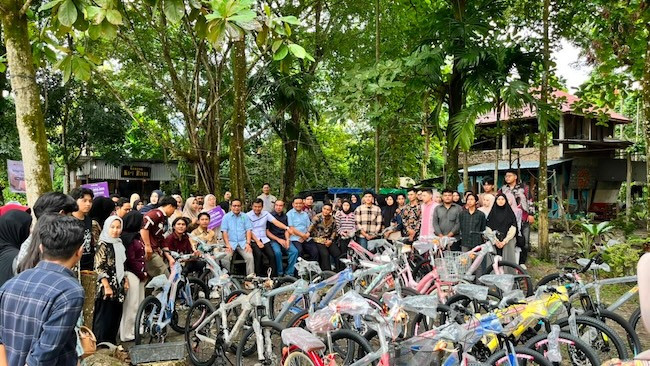 Janji yang Sempat Ditertawakan Kini Jadi Nyata, BEM Unri Bagikan 20 Sepeda dan BLT untuk Mahasiswa