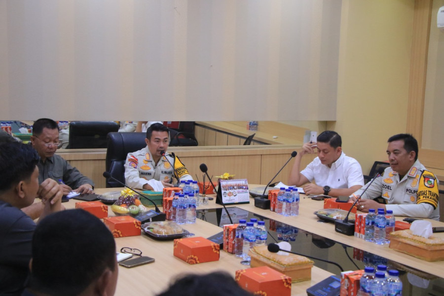 Kepala Dinas PUPR Pekanbaru Hadiri Rapat Koordinasi Tindak Lanjut Pasca Kebakaran Gedung Perkantoran Tenayan Raya