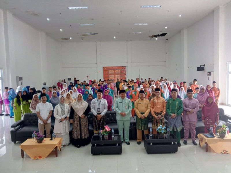 Kepala Dinas Pendidikan Kota Pekanbaru Resmi Buka Lomba Cerdas Cermat Gema Isra Mikraj