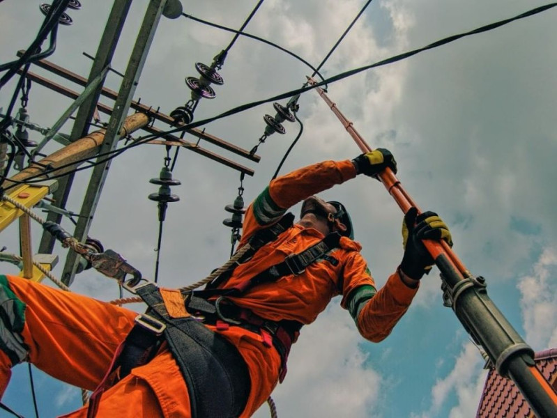 Pelanggan Mengeluh Sudah Berjam-jam Listrik Padam, PLN Minta Maaf
