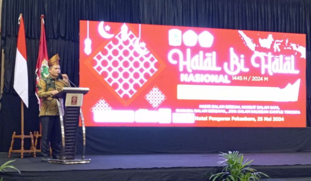 Wakili Pj Gubri, Karo Hukum Setdaprov Riau Hadiri Halalbihalal IKA Fakultas Hukum Unand Riau