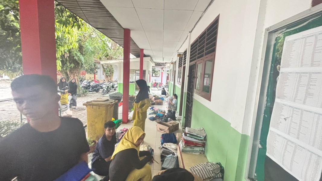 SMAN 2 Tambang Salurkan Donasi untuk Korban Bencana Alam di Aceh, Sumatera Utara, dan Sumatera Barat