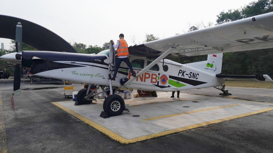 Gunakan Pesawat Pillatus PC-6, Besok Langit Riau Akan Disemai Pakai Garam untuk Hujan Buatan