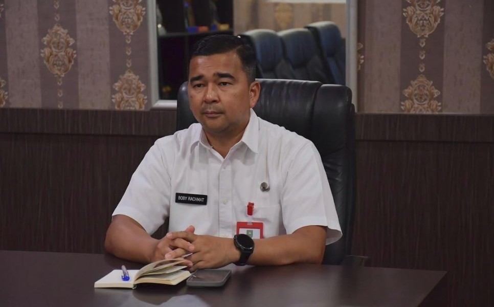 Kesbangpol Riau Ajak Warga Kibarkan Bendera Merah Putih